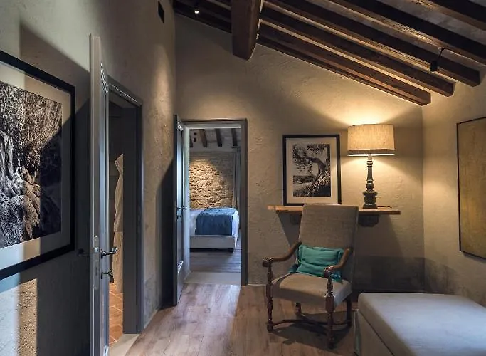 Alojamento de Acomodação e Pequeno-almoço Rastrello 4*